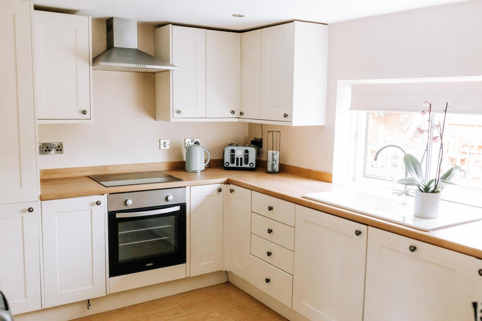 New Thirsk Stays - Herriot'S Hideaway Eksteriør billede